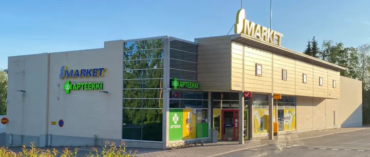 Artturi Kolonen, Valkealan apteekki